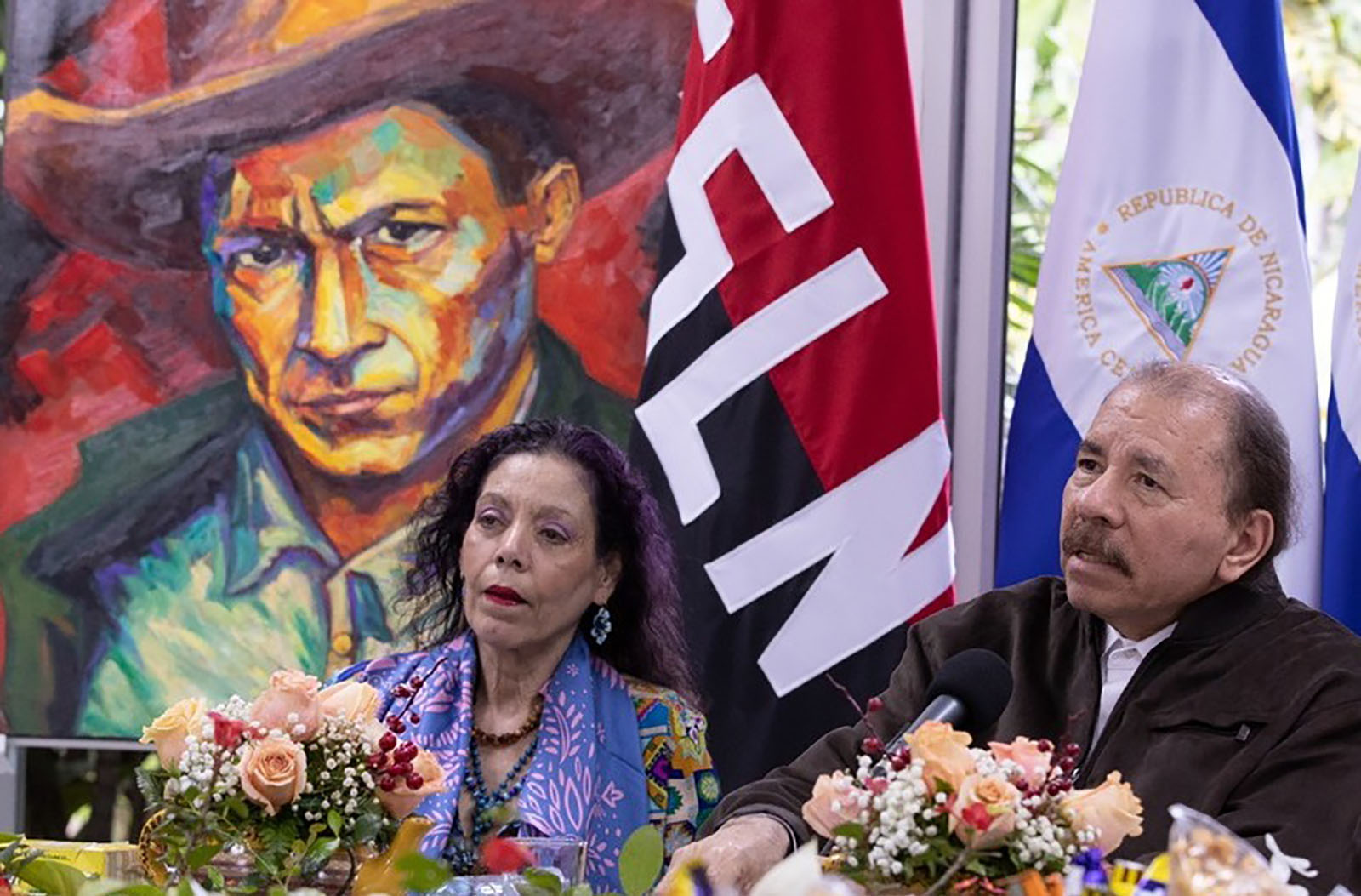 Daniel Ortega y Rosario Murillo, acusados por crímenes de lesa humanidad ante justicia argentina.
