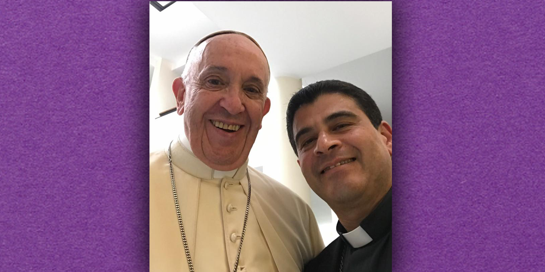 El Papa Francisco junto al obispo de Matagalpa Rolando Álvarez, quien está detenido por no querer irse a Estados Unidos.