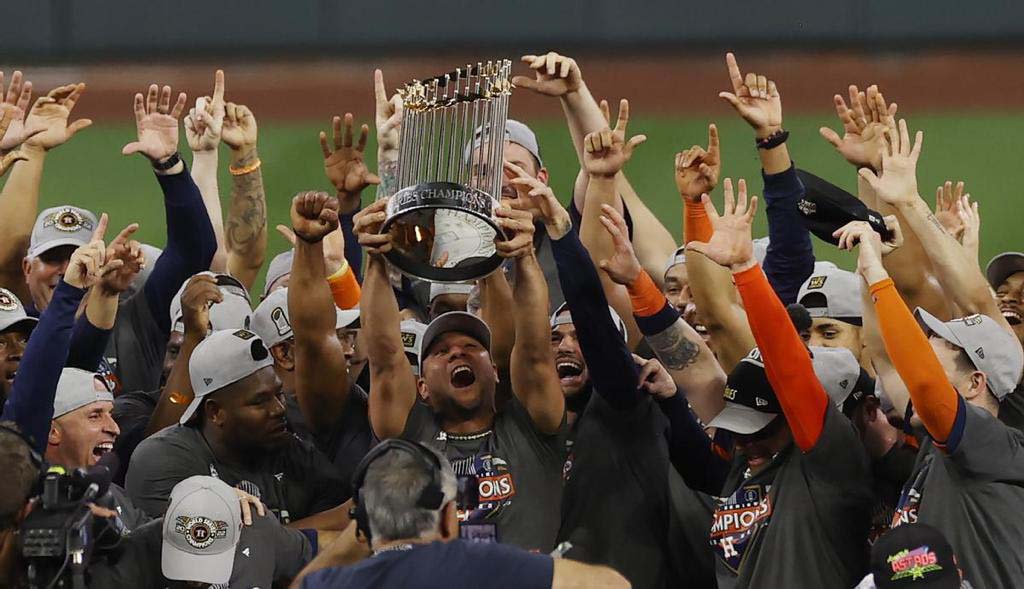 Los Astros de Houston son los campeones de las Grandes Ligas, luego de vencer a los Phillies de Philadelphia en seis juegos
