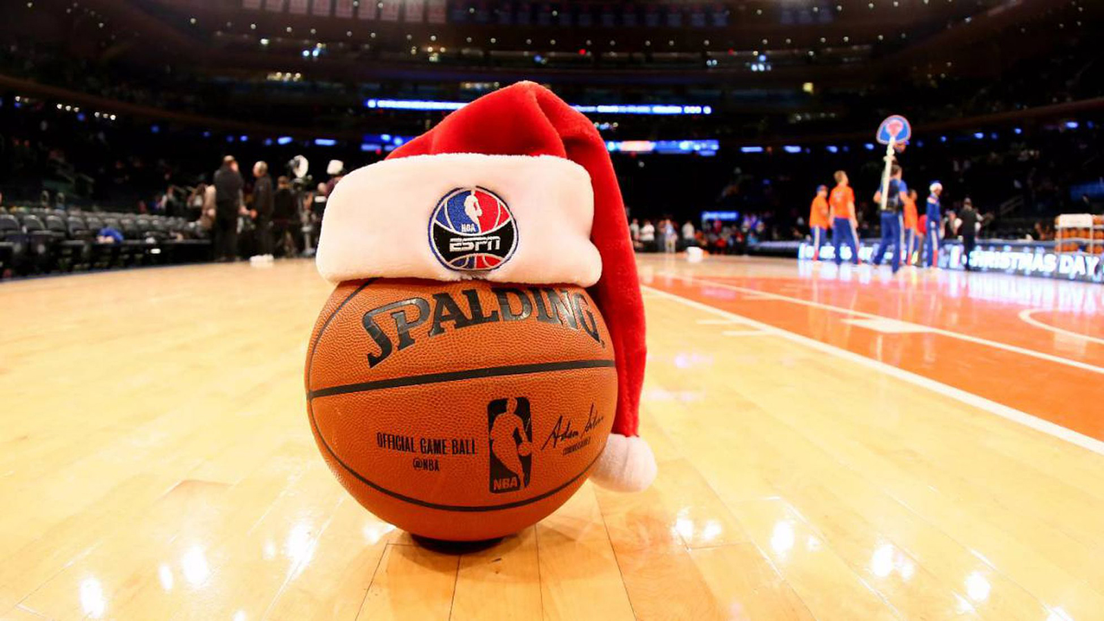 Cada 25 de diciembre la mejor liga de baloncesto en el mundo se prepara para darle a sus fanáticos una cartelera de partidos como obsequio navideño desde hace más de 70 años