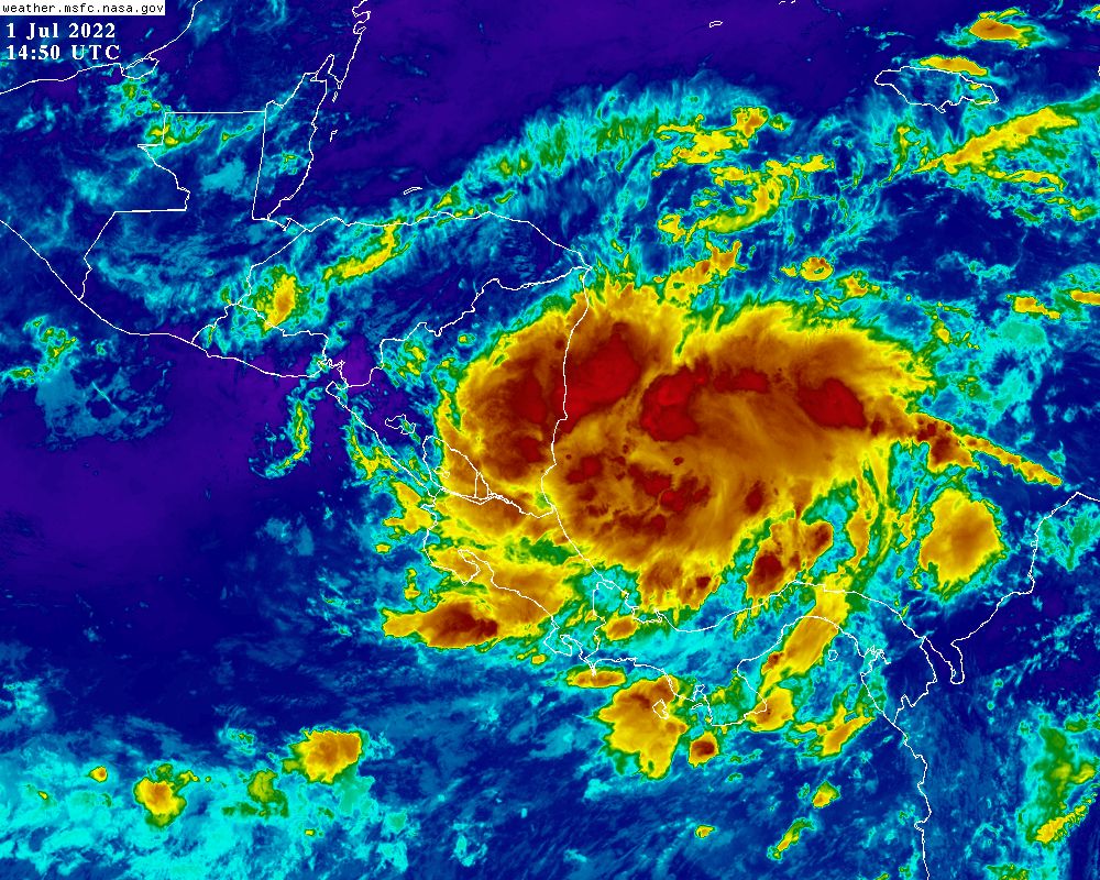 La imagen infrarroja de la tormenta tropical Bonnie