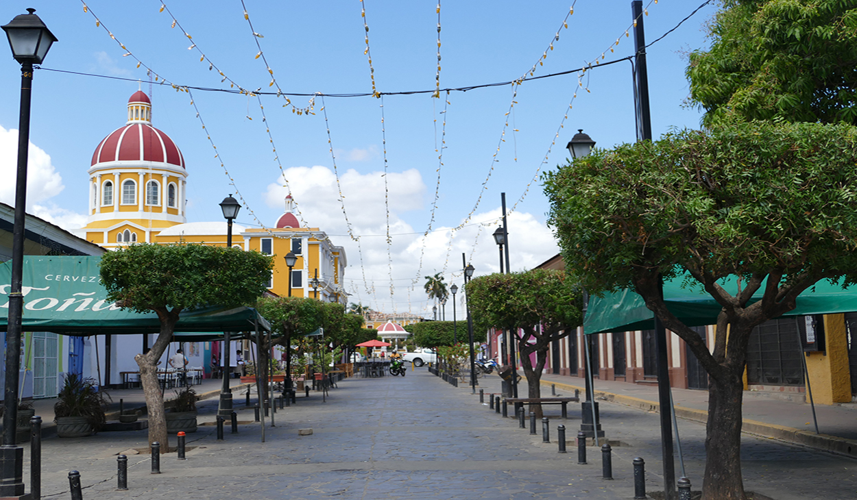 Calle La Calzada en Granada, Nicaragua