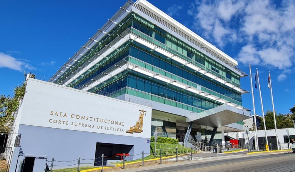  Sala Constitucional de Costa Rica anula disposiciones presidenciales que prohibían salida del país a solicitantes de refugio