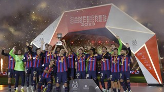  El Barcelona se lleva el primer clásico del año y se corona con la Supercopa española