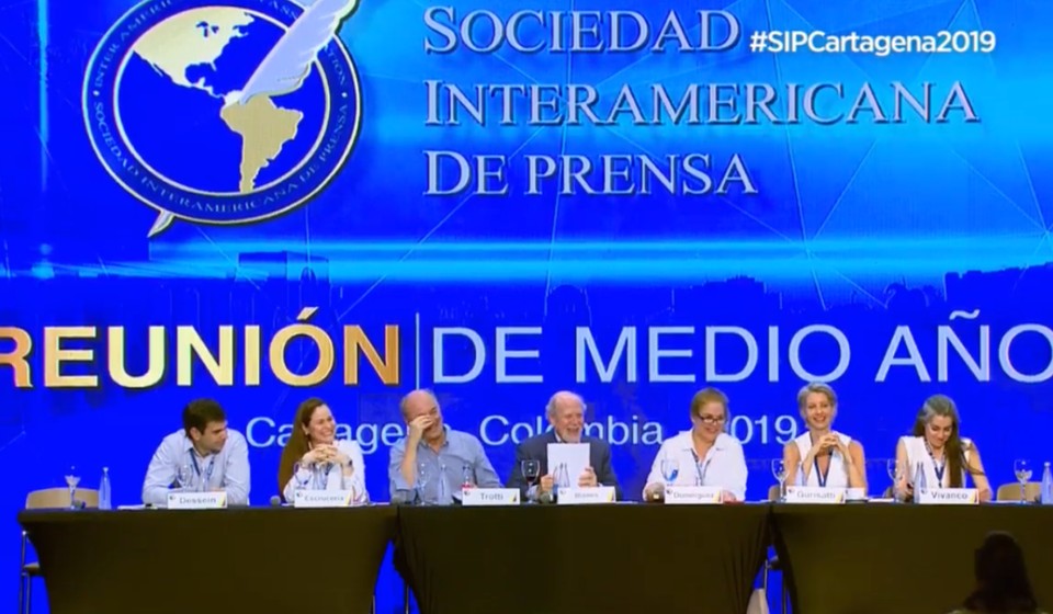  SIP exige libertad de los periodistas Miguel Mora y Lucía Pineda y libertad de prensa