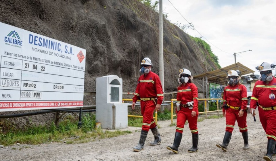  Calibre Mining analiza sanciones impuestas a la Dirección General de Minas
