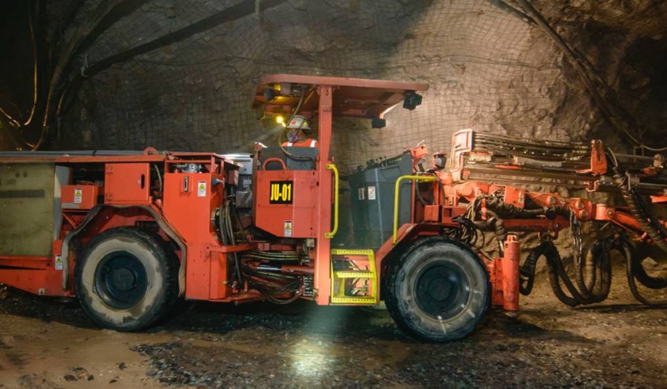  Calibre Mining anuncia suspensión temporal de operaciones
