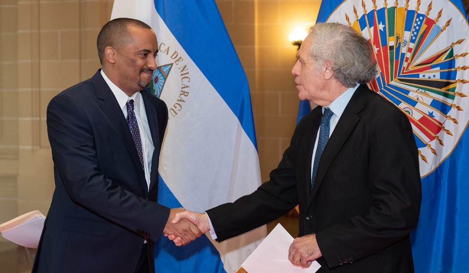  Embajador de Nicaragua en la OEA denuncia al régimen de Daniel Ortega y Rosario Murillo