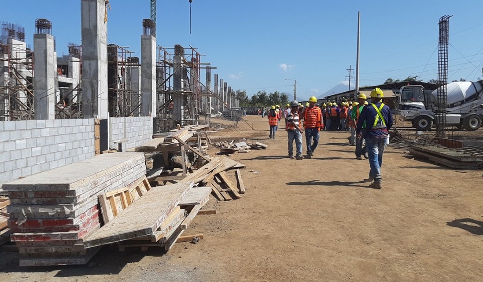  Trabajadores del Consorcio San Cristóbal inician huelga