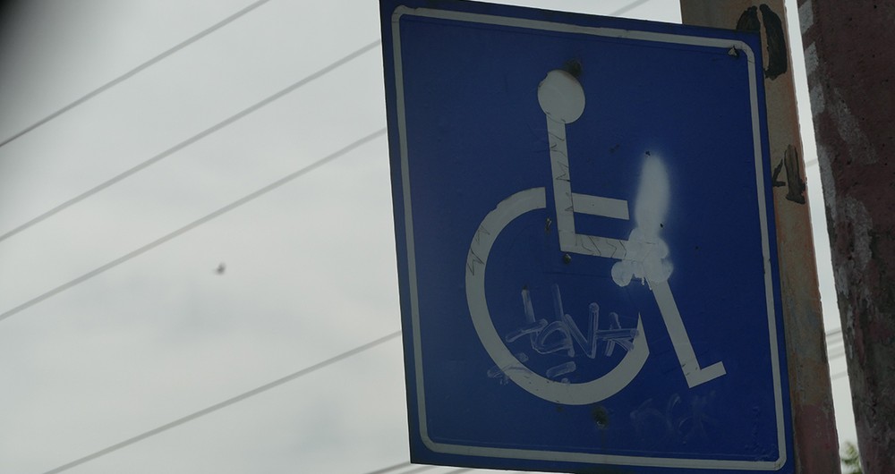 La planificación vial debería incluir espacios para personas con discapacidad, en algunas obras públicas la infraestructura carece de inclusión.
